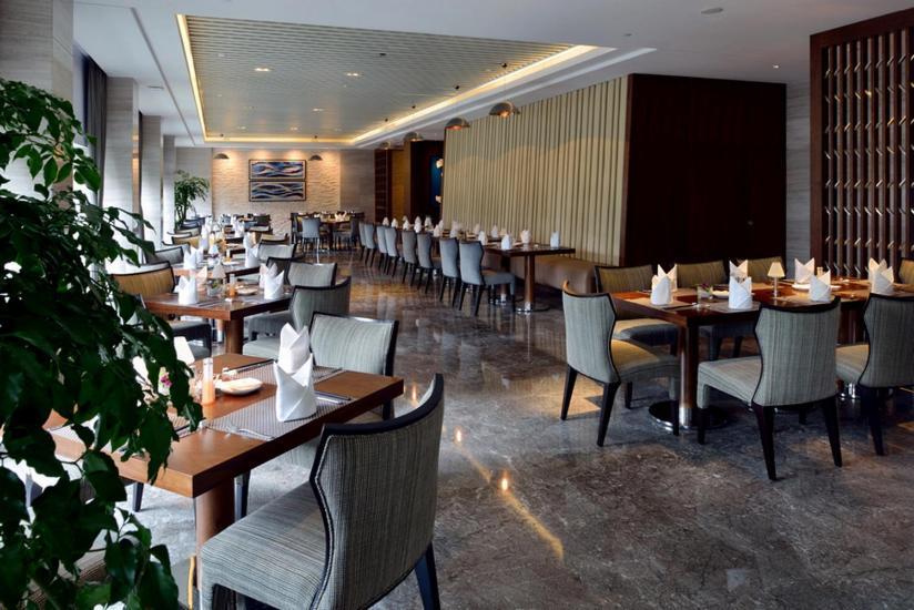 Howard Johnson Ifc Plaza Ningbo Restaurant photo