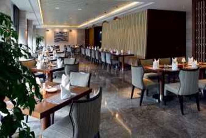 Howard Johnson Ifc Plaza Ningbo Exterior photo
